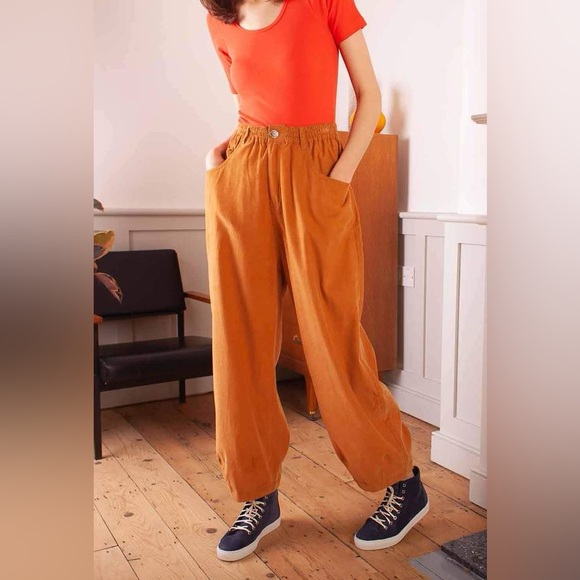 LF MARKEY Fergus trousers UK 10/US 6 in light corduroy, chestnut - Picture 2 of 13